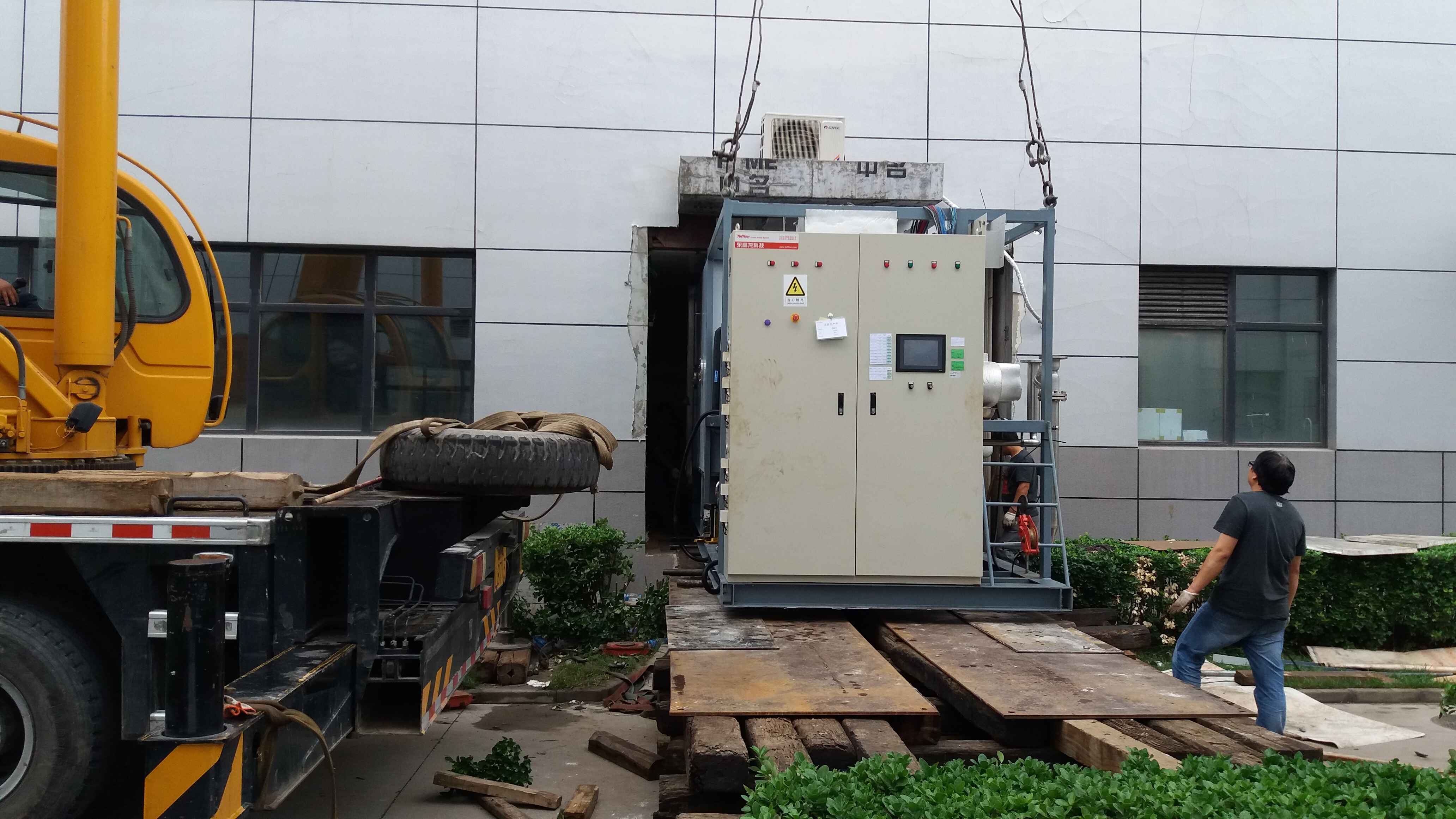 北京設(shè)備搬運(yùn)亦莊醫(yī)療設(shè)備吊裝 北京設(shè)備搬運(yùn)亦莊醫(yī)療設(shè)備吊裝