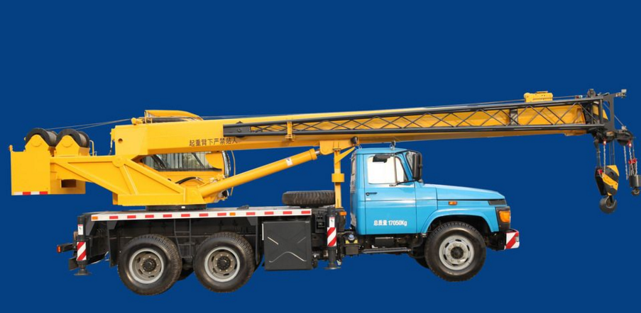 北京大件吊裝公司分析:汽車起重機報廢的有關問題 如同轎車一樣,汽車起重機也有強制報廢標準。根據我國《汽車報廢標準》第二條規定,吊車的使用年限為15年。但是規定又規定,如果吊車、鉆機等專項車,可以在報廢之后申請延長五年的使用期限。通常來說,如果是運營用途的吊車,使用接近20年,也幾乎無法使用了,就是不強制報廢,使用者也會棄之不用。 但是,這是不是說所有的汽車起重機都可以使用15年左右呢?不是這樣的。 汽車起重機需要每年進行年檢,只有年檢通過的汽車起重機,才能被繼續使用。一般來說,汽車起重機使用8年左右,因為各類零部件的損壞,年檢不通過的概率很大,此時,用戶如果更換各類零部件,成本也會很高,所以,用戶一般會在使用不到8年的時候,就對起重機進行了報廢處理。 另外,我國新出臺的一些污染治理政策,也會影響到汽車起重機的報廢。 例如,在2014年左右,我國就出臺了有關“黃標車淘汰”的政策。根據在該政策,排放水平 低于國Ⅰ排放標準的汽油車和國Ⅲ排放標準的柴油車需要在2015年左右進行全部淘汰。這也就是說在2005年之前生產的黃標車需要被“報廢”。根據北京起重吊裝公司統計,目前我國使用低排放標準的柴油汽車起重機數量約為5萬臺左右,這些車輛可能需要淘汰,如果繼續使用,也不會通過車管所的年檢。 不過,對于淘汰“黃標車”,國家有相應的補助政策,沒有到達報廢年限的汽車起重機提前報廢,國家財政會給予一定的財政補償。如果不想提前報廢,可以加裝排放處理設備,經檢驗排放達標,可以獲得綠標,繼續使用。不過,根據北京蘇安觀察,后一種辦法目前較少被應用。 對于擁有大量汽車起重機的北京大件吊裝公司來說,也需要了解一些有關起重機報廢的政策,這樣可以利用政策,節省公司運營成本。